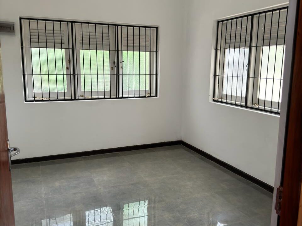 House Office space for rent at Dehiwala (11)